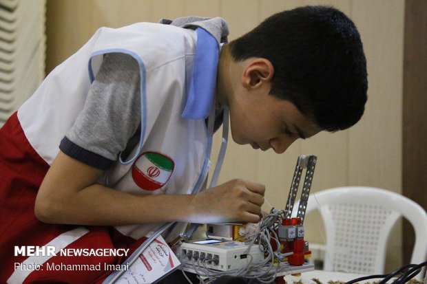 منافسات المشاريع الروبوتية في محافظة "كلستان"