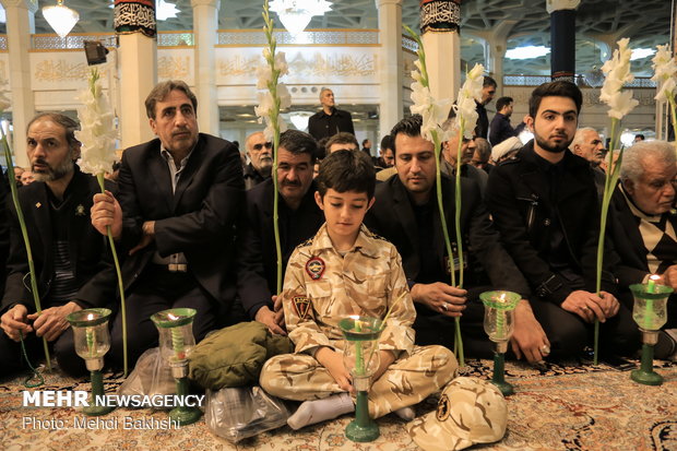 آیین خطبه خوانی و شمع گردانی خادمان حرم حضرت معصومه(س)