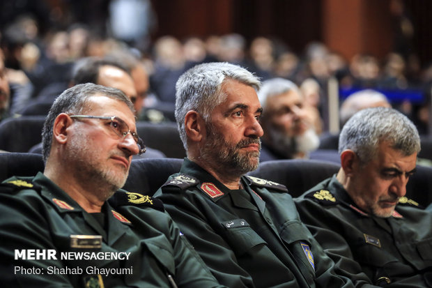 مراسم تجلیل از راویان نهضت خاطره گویی دفاع مقدس