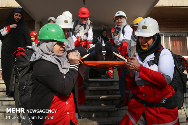 Earthquake drill in dormitories 