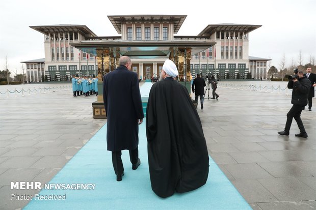 أردوغان يستقبل الرئيس الايراني حسن روحاني بأنقرة