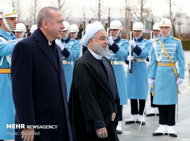 أردوغان يستقبل الرئيس الايراني حسن روحاني بأنقرة