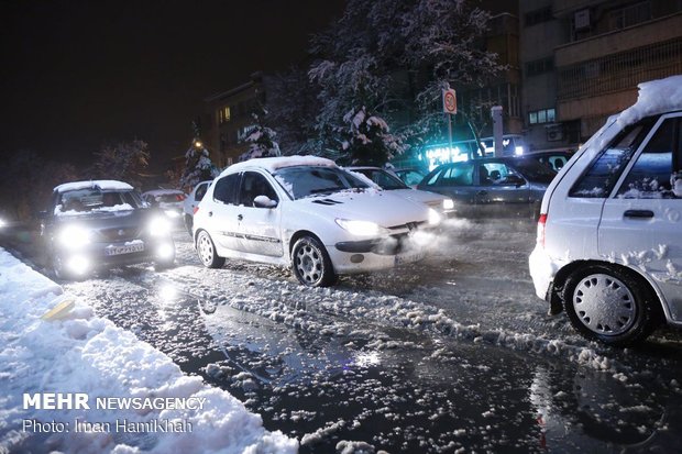 Heavy snowfall in Hamedan