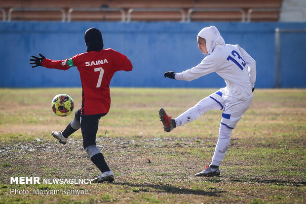 مباراة فريقي من الدوري الممتاز من كرة قدم السيدات