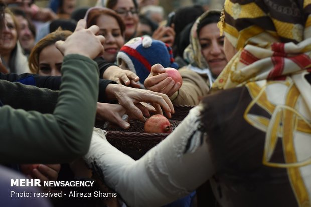 Pomegranate festival in Tehran