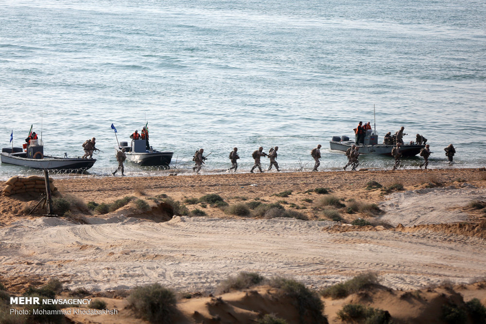 IRGC 'Great Prophet-12' military drills on Qeshm island