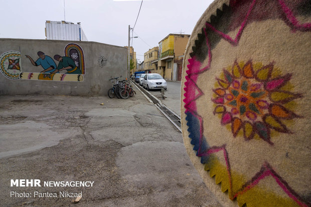 Wet felting in Shahr-e Kord