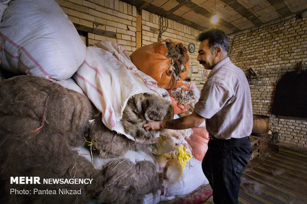 Wet felting in Shahr-e Kord