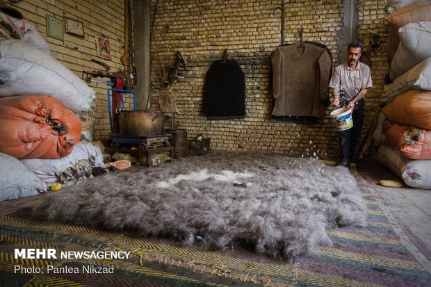 Wet felting in Shahr-e Kord