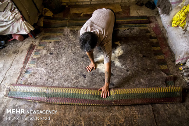 Wet felting in Shahr-e Kord