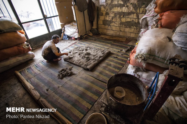 Wet felting in Shahr-e Kord