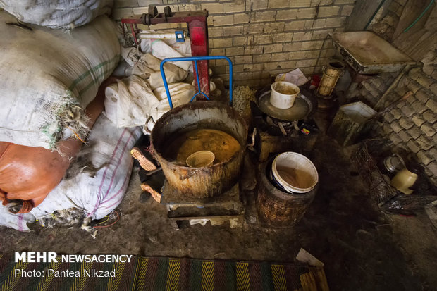 Wet felting in Shahr-e Kord