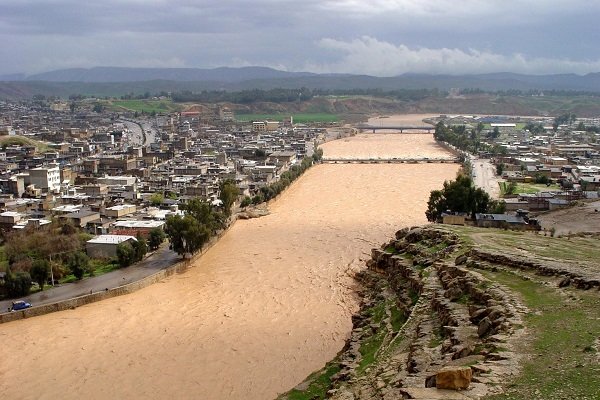 وضعیت کشکان بعد از دو روز باران / دبی رودخانه به 500 مترمکعب میرسد
