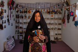 دمى "دوتوك" الشعبية تتحول إلى معلم سياحي/ صور 