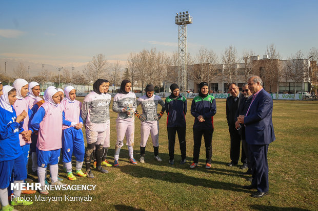 ادامه رایزنی فدراسیون فوتبال با  AFC/ قطر میزبان بانوان می‌شود؟