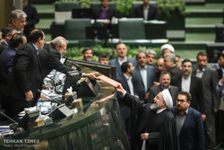 Rouhani submits budget bill to Majlis