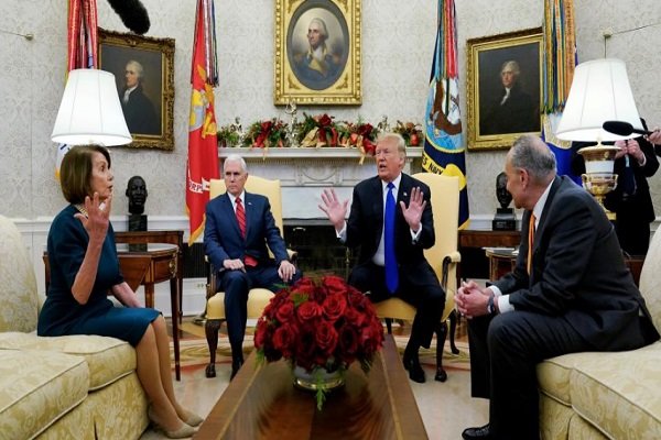 ترامپ رهبران کنگره را به کاخ سفید دعوت کرد 