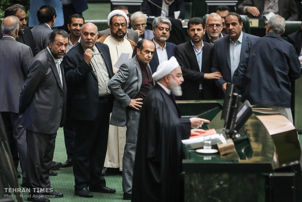 Rouhani submits budget bill to Majlis