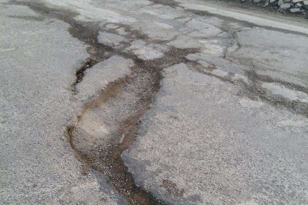 معابر یاسوج زیر تیغ دستگاه ها/ ۱٠٠٠ حفاری رها شده داشتیم