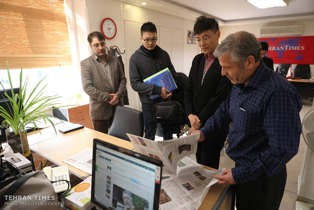 Tehran Times, Xinhua sign co-op agreement