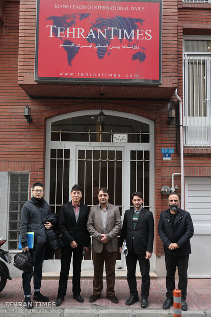 Tehran Times, Xinhua sign co-op agreement