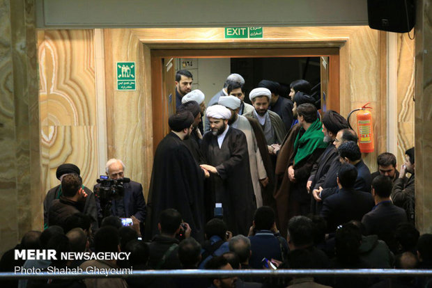 Officials bid farewell to senior cleric Ayatollah Shahroudi