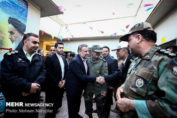 Iranian MPs visit border post, patrol bases