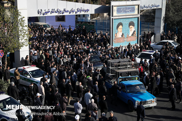 تہران میں مرحوم آیت اللہ ہاشمی شاہرودی کی تشییع جنازہ