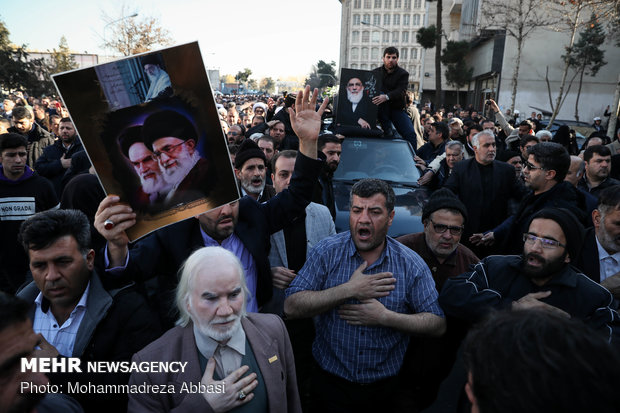 Funeral procession of the late Ayatollah Hashemi Shahroudi 