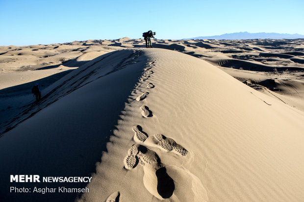 Abuzeydabad desert tour