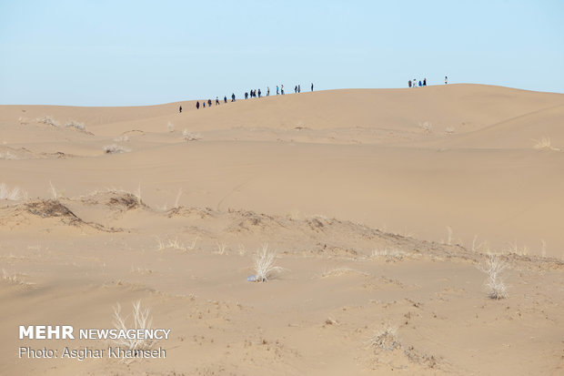 Abuzeydabad desert tour
