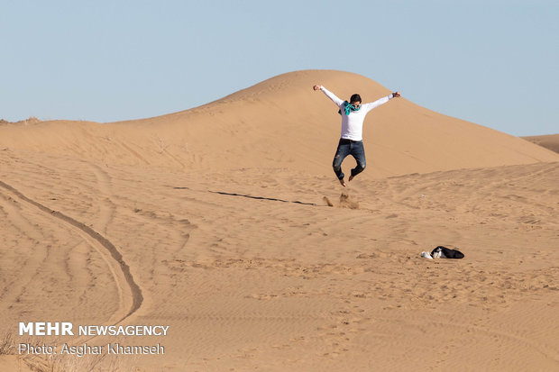 Abuzeydabad desert tour