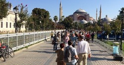 Iranian visits to Turkey drop in Jan.-Nov.