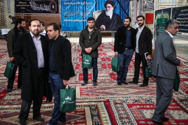 Memorial service for the late Ayat. Hashemi Shahroudi holds in Ark Mosque 