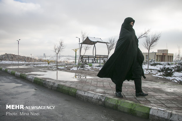 First snow in Tabriz this year