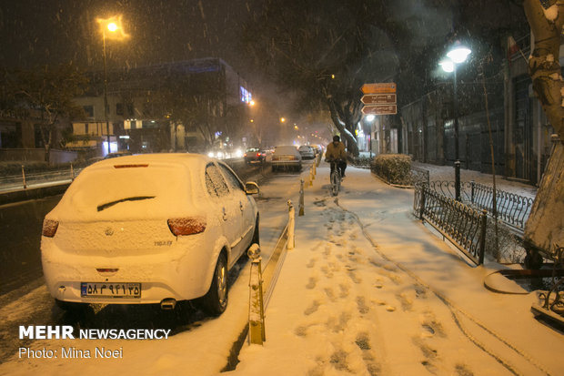 First snow in Tabriz this year