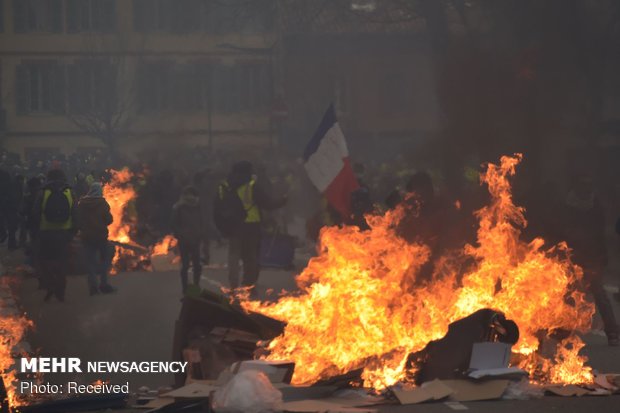 درگیری پلیس و معتعرضان در فرانسه‎
