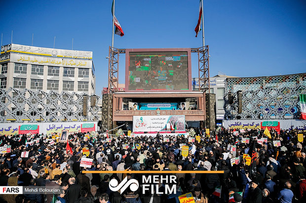فلم/ تہران میں امام حسین اسکوائر پر عظیم الشان ریلی کا اہتمام