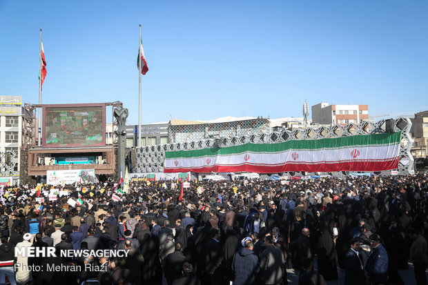 تہران میں 9 دی کی مناسبت سے امام حسین اسکوائر پر عظیم الشان عوامی اجتماع