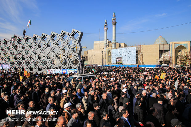 مراسم بزرگداشت یوم الله ۹ دی در میدان امام حسین (ع)