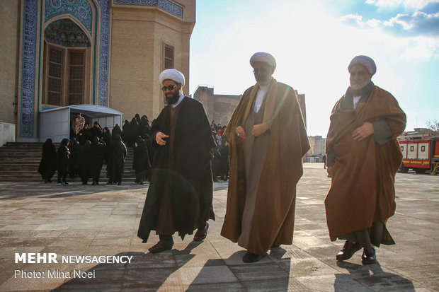 مراسم بزرگداشت یوم الله نهم دی ماه، بعد از ظهر یکشنبه در تبریز برگزار شد.