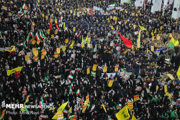 مراسم بزرگداشت یوم الله نهم دی ماه، بعد از ظهر یکشنبه در تبریز برگزار شد.