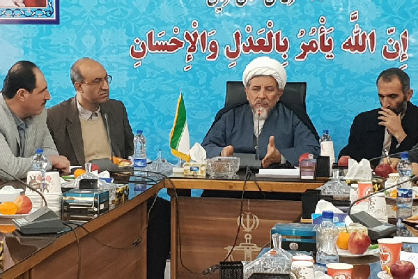 روسای بانک‌ها بخشنامه ها را در حمایت از تولید تفسیر کنند