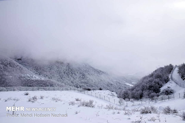 زیبایی های زمستانی گردنه کوهستانی حیران