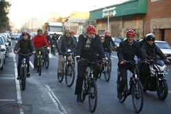 Bike sharing program to develop in Tehran: mayor 