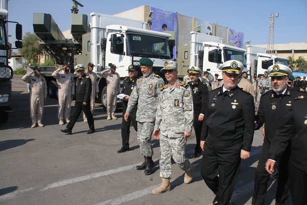 رئیس ستادکل نیروهای مسلح ازمنطقه یکم نیروی دریایی ارتش بازدید کرد