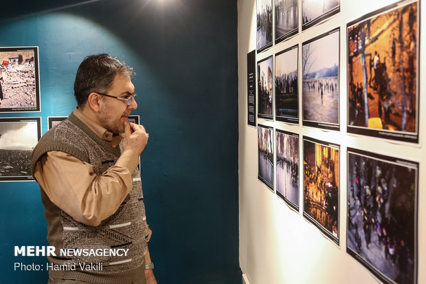 'Dourbin.net' best photos of the year gallery opens in Tehran
