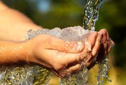 کیفیت و سلامت آب شرب حمیدیه از سوی شبکه بهداشت و درمان تایید شد