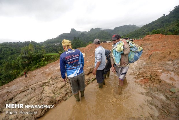 انڈونیشیا میں سیلاب اور لینڈ سلائیڈنگ سے ہلاکتوں کی تعداد 59 ہوگئی