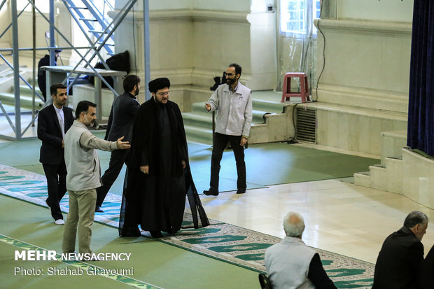 اولین نمازجمعه تهران به امامت حجّت‌الاسلام حاج‌علی‌اکبری